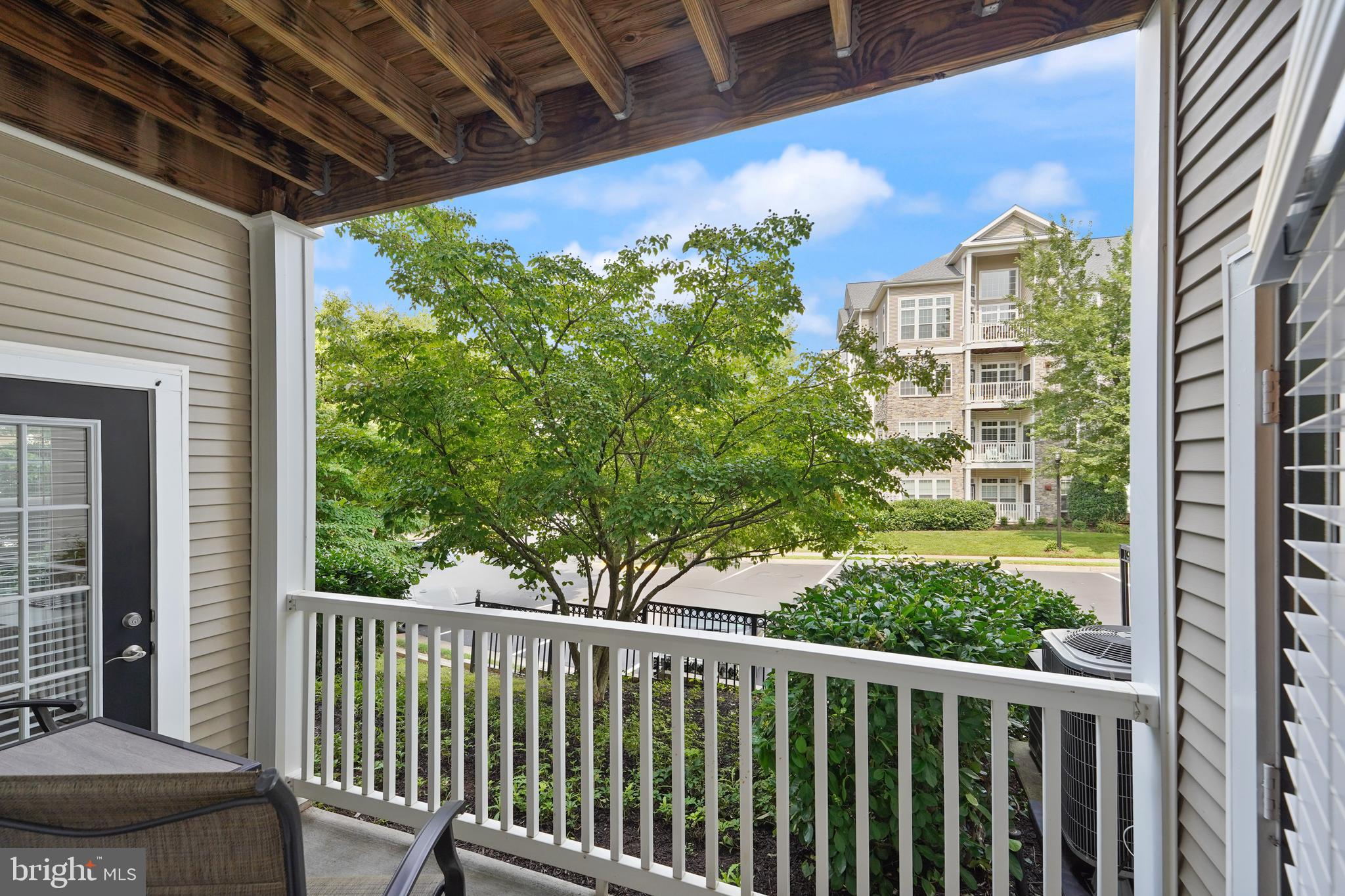 502 Sunset View Ter SE #107