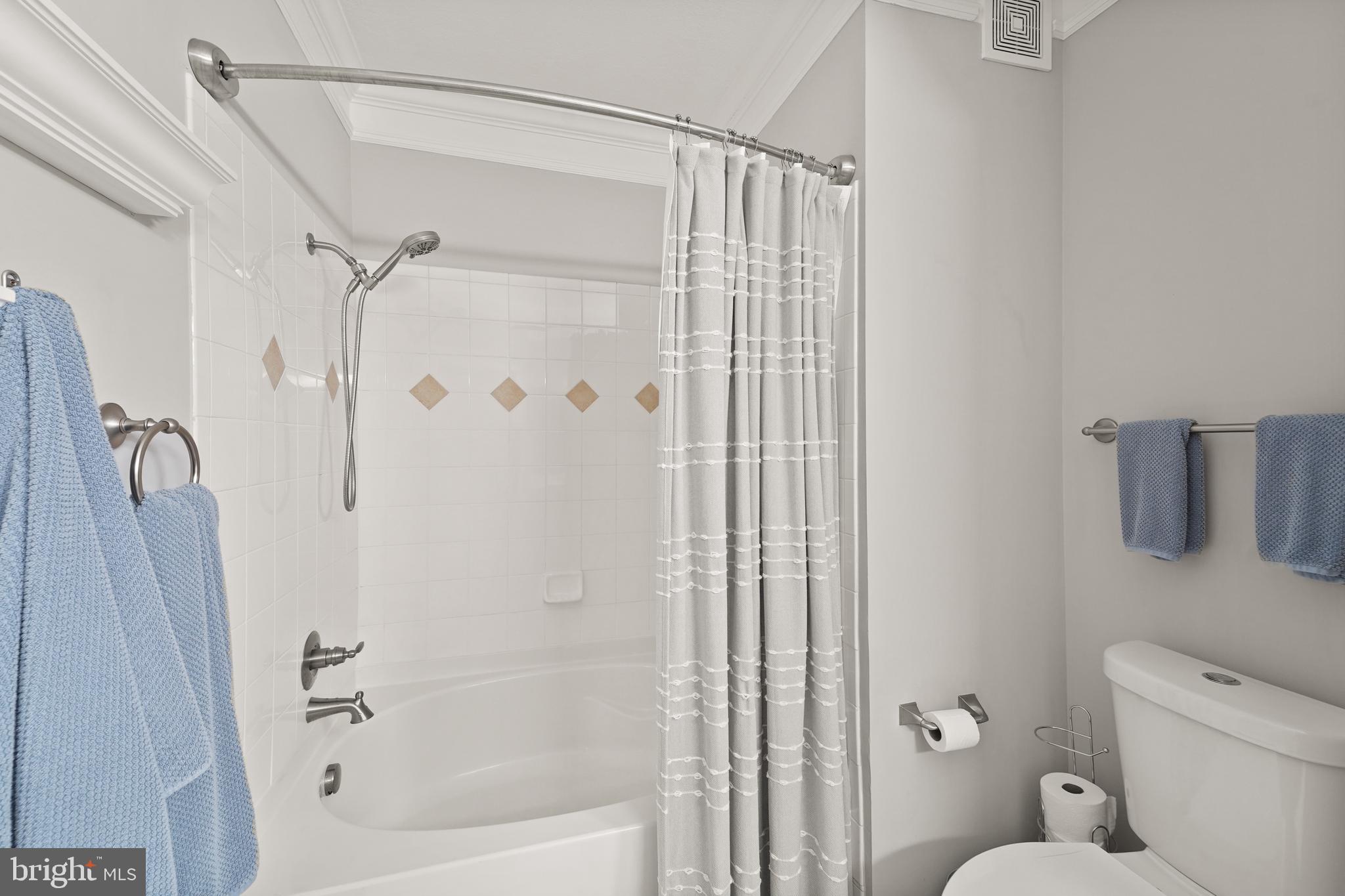 502 Sunset View Ter SE #107