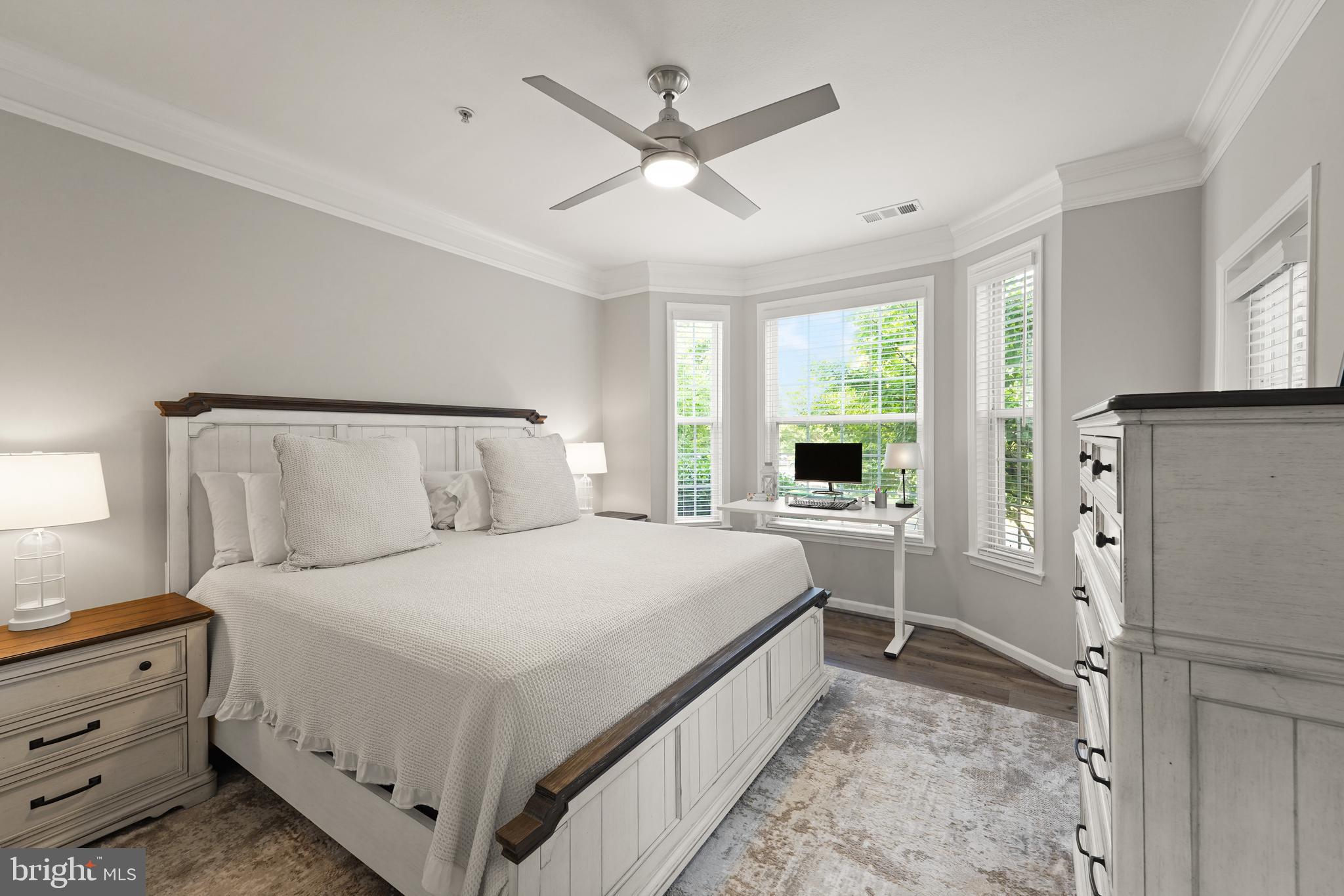 502 Sunset View Ter SE #107