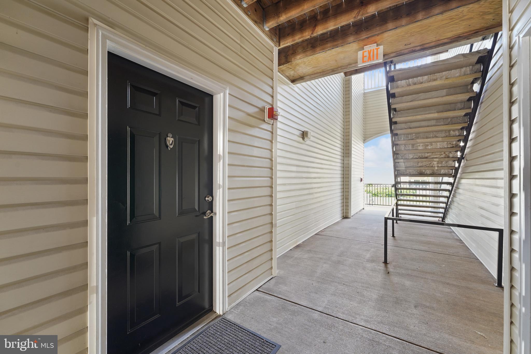 502 Sunset View Ter SE #107