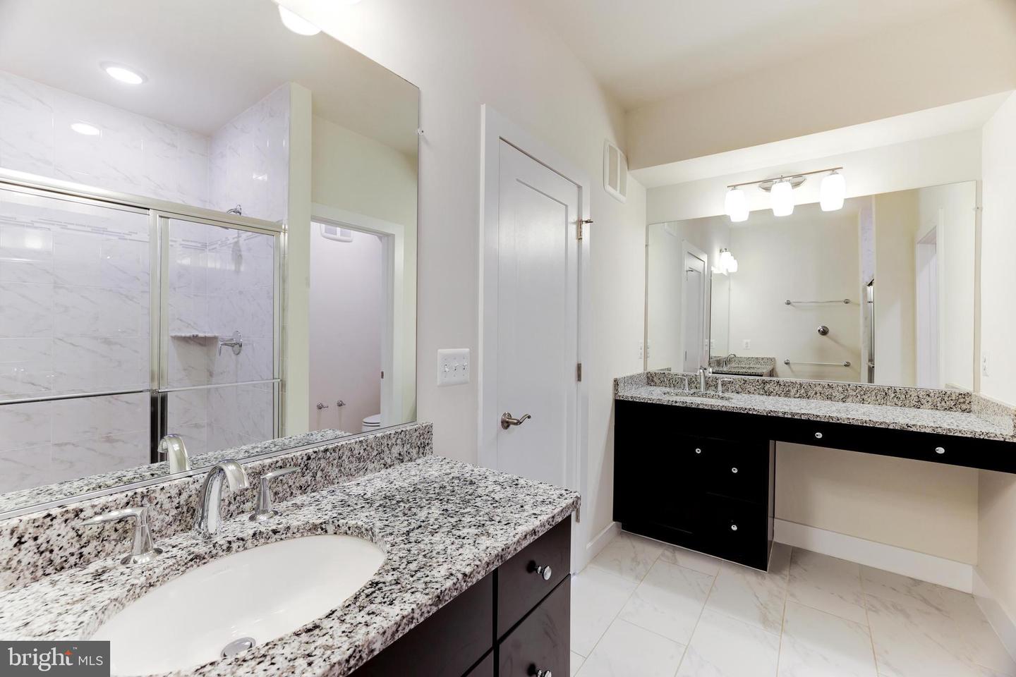 44750 TIVERTON SQ