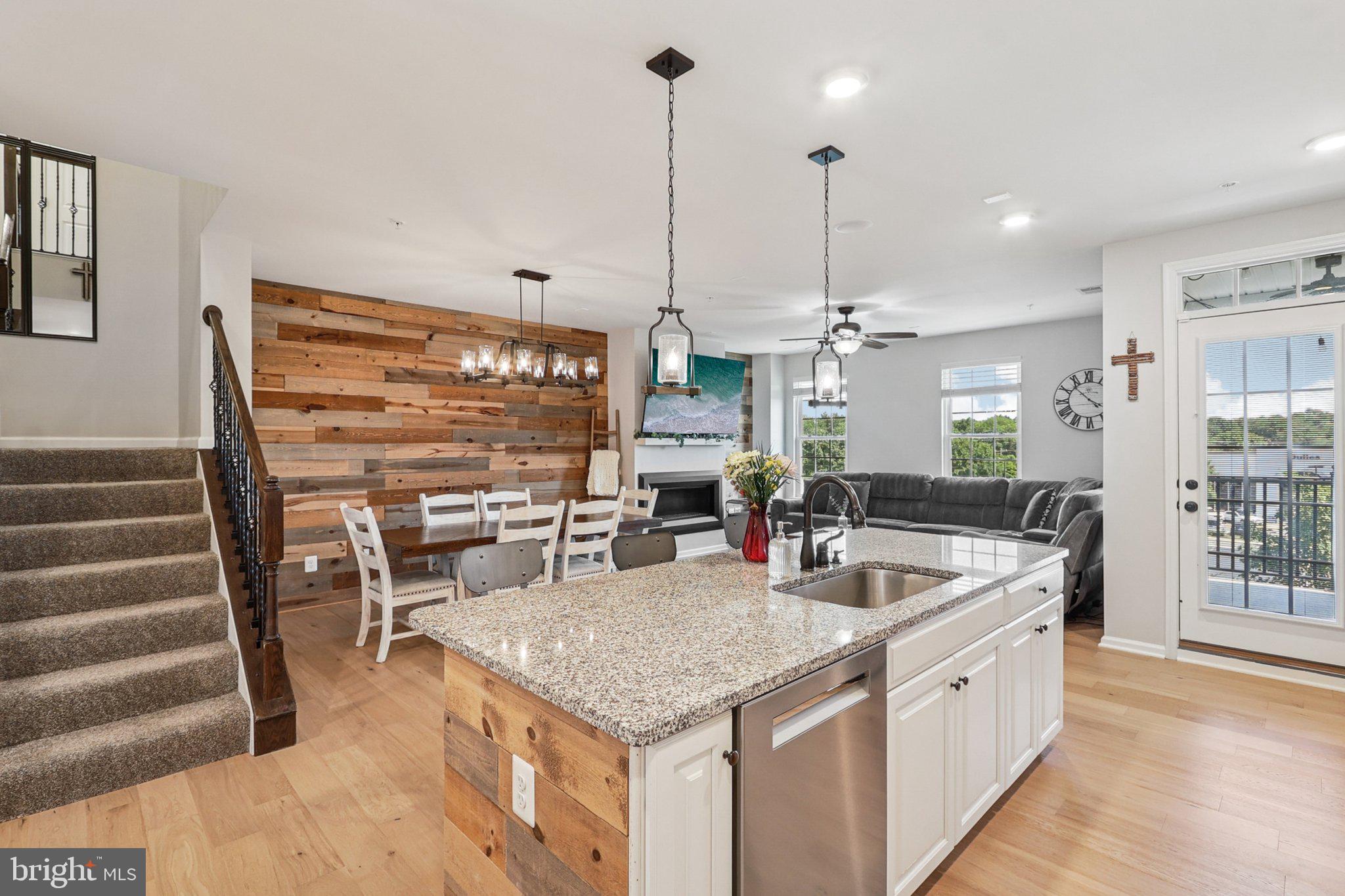 269 High Rail Ter SE