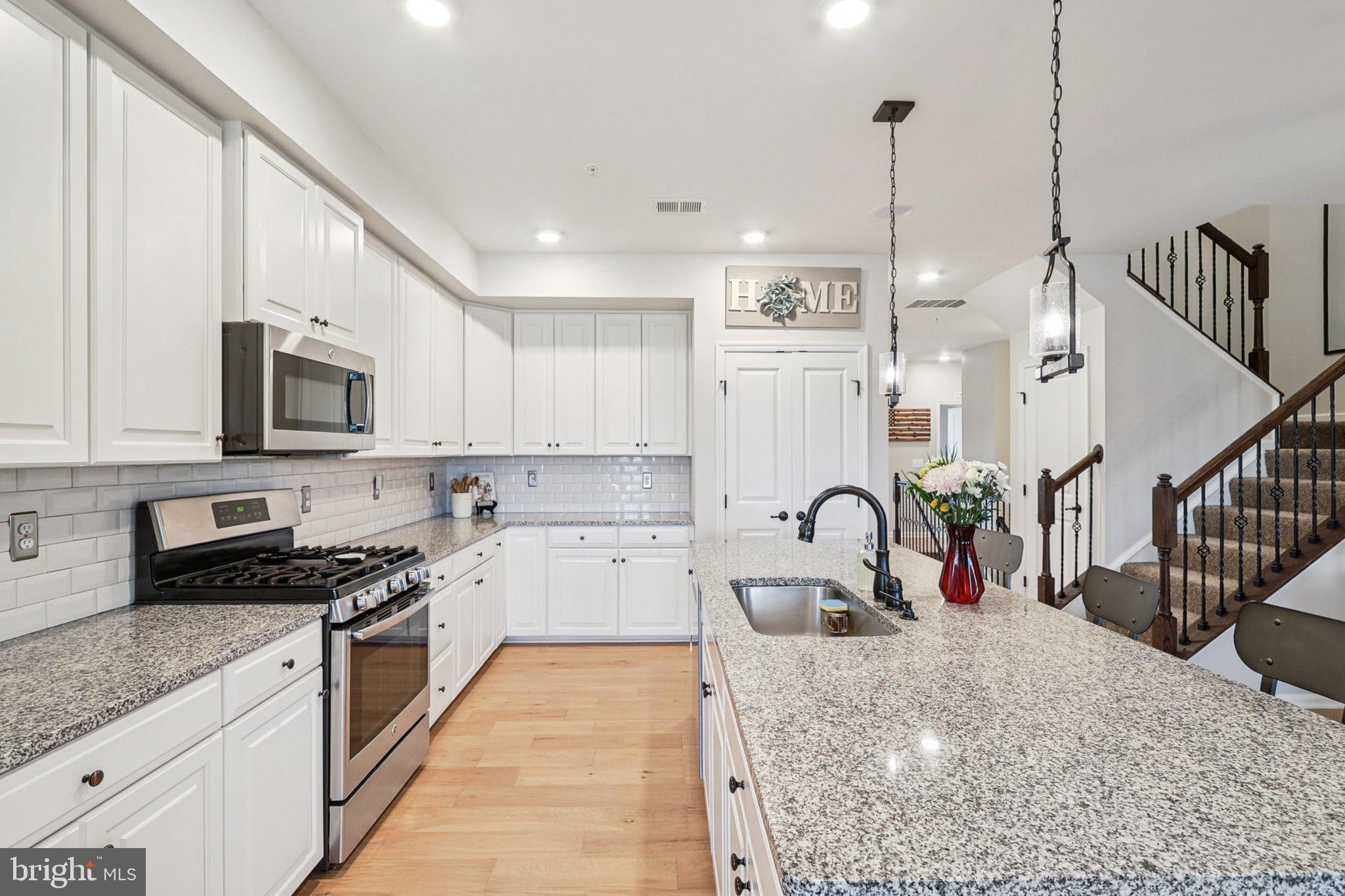 269 High Rail Ter SE