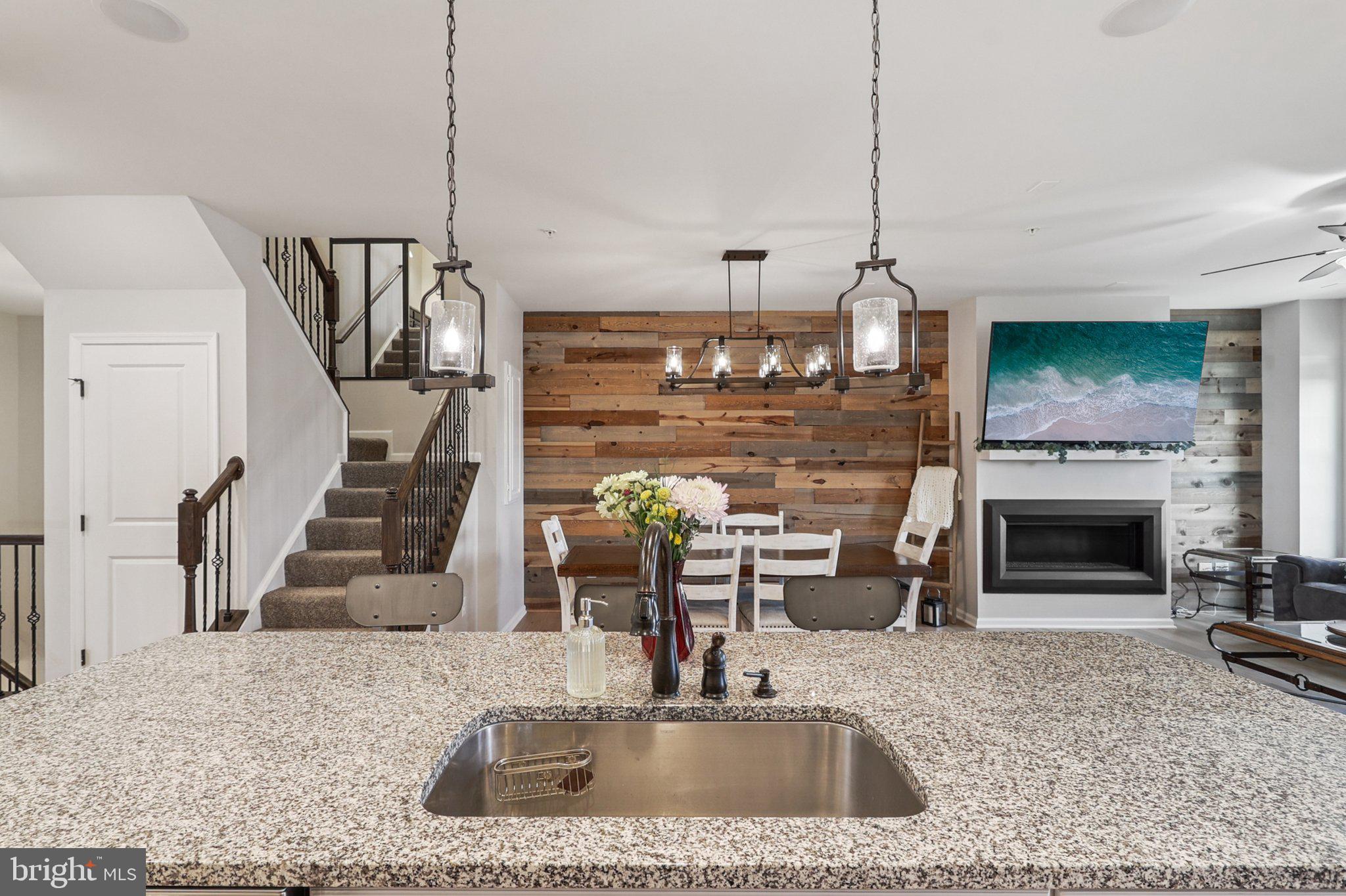 269 High Rail Ter SE