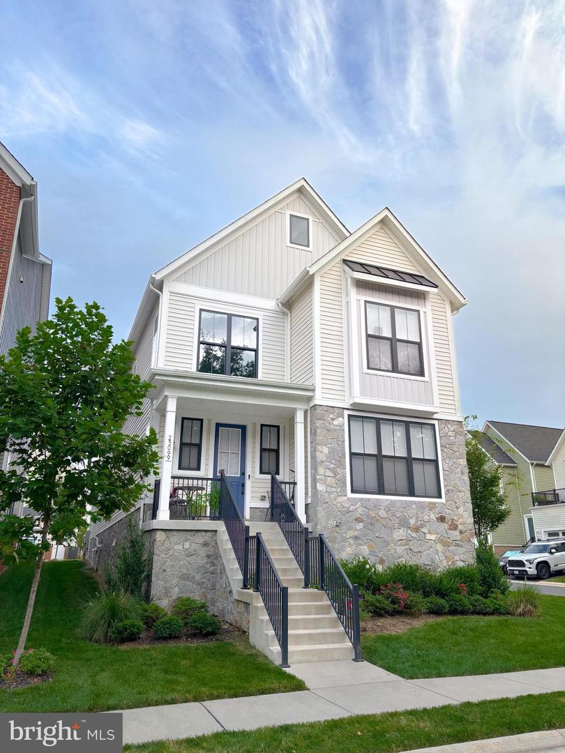 23099 Glenwood Heights Cir