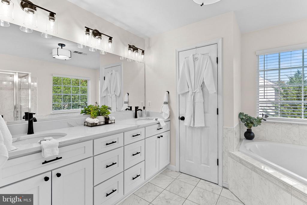 21516 CHICKACOAN TRAIL DRIVE