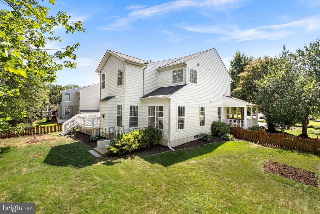 21516 CHICKACOAN TRAIL DRIVE
