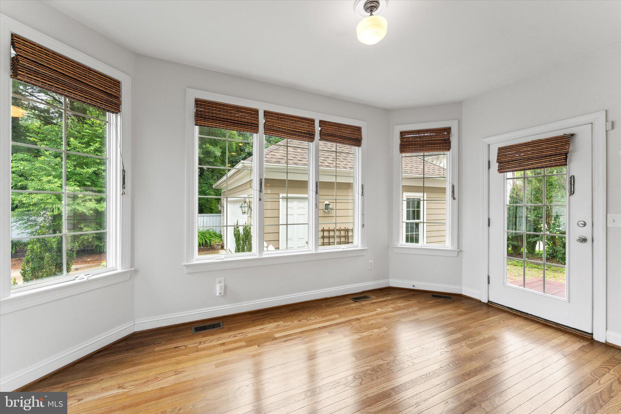 116 Desales Dr