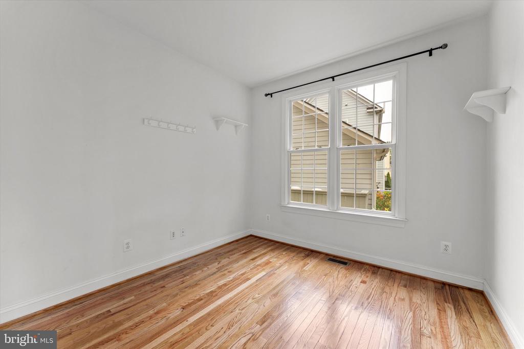 116 Desales Dr