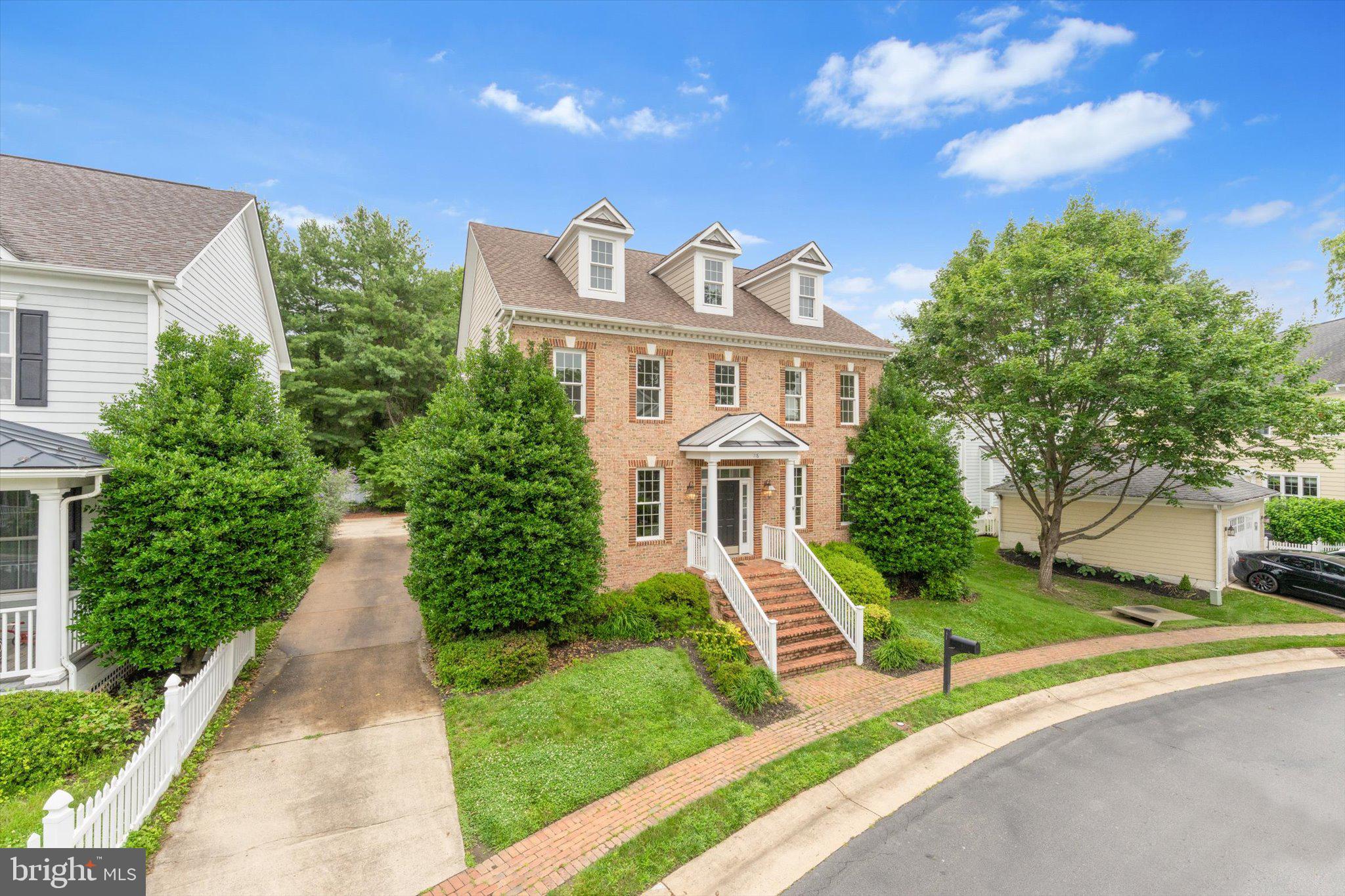 116 Desales Dr