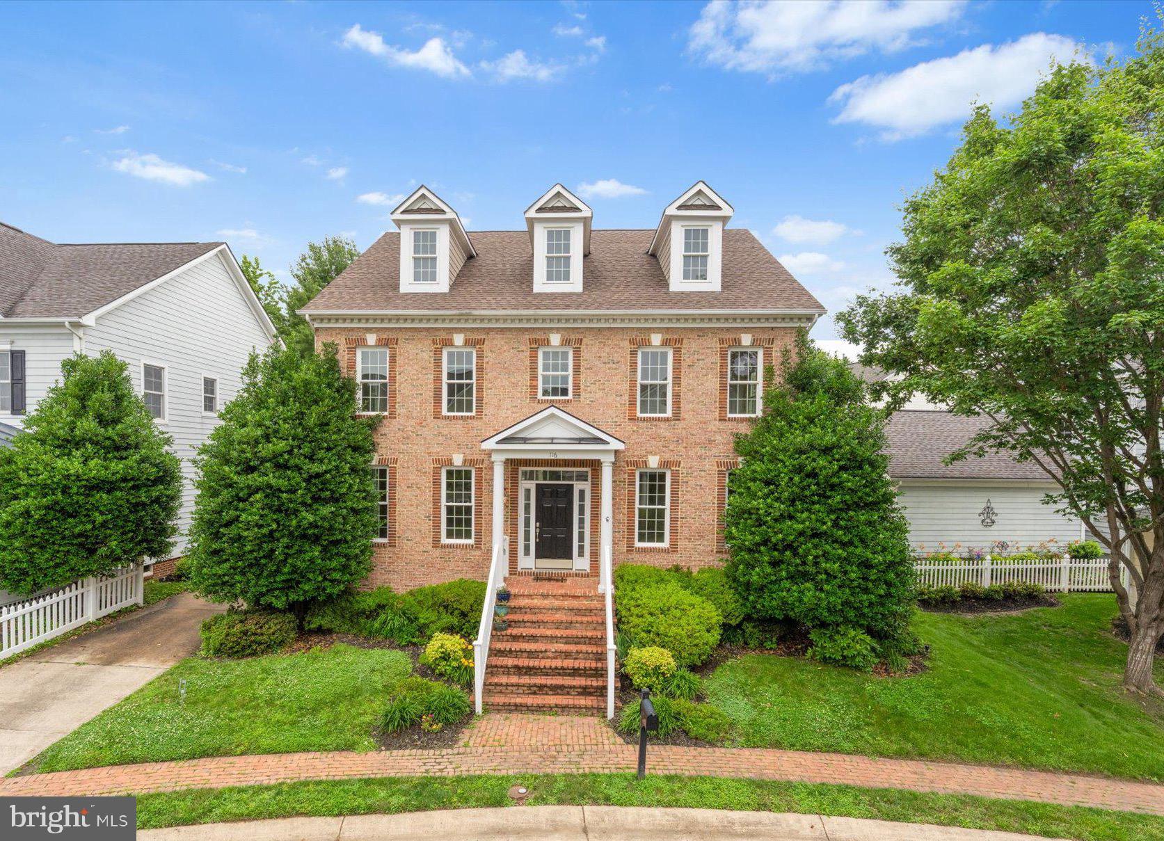 116 Desales Dr