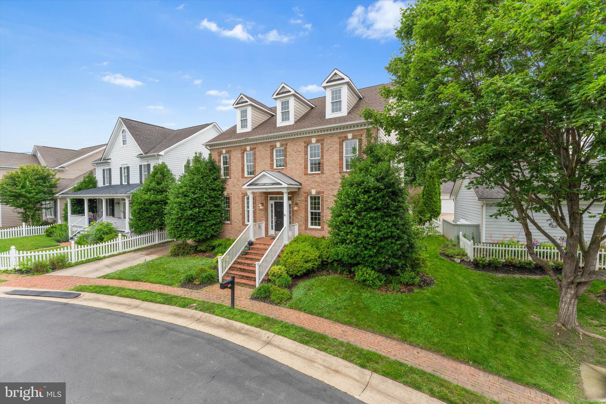 116 Desales Dr