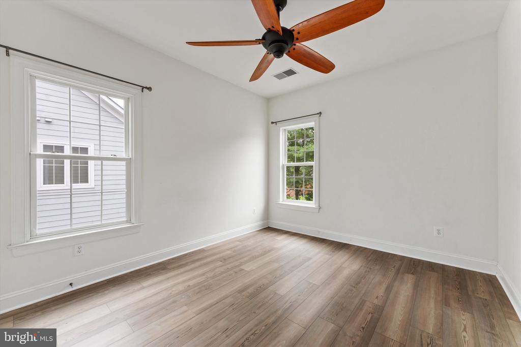 116 Desales Dr