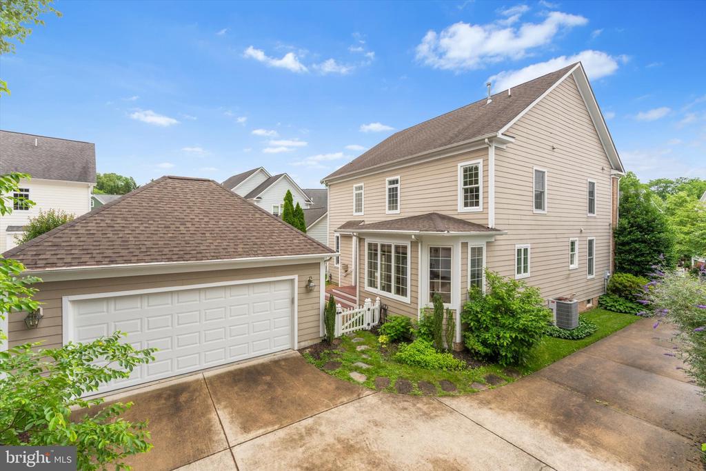 116 Desales Dr