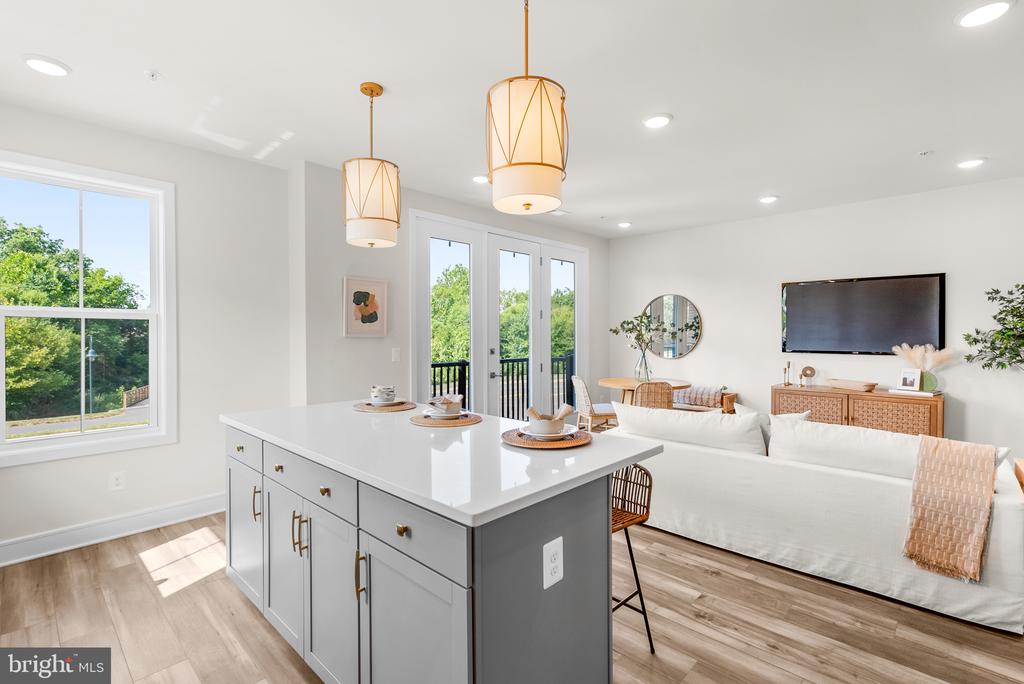 43176 Farringdon Sq