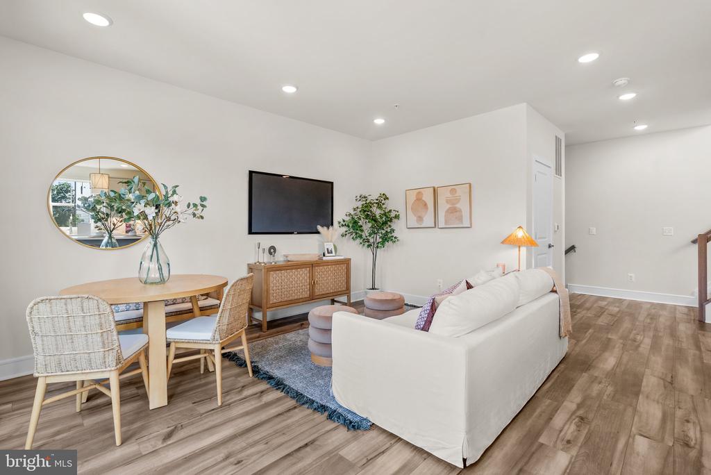 43176 Farringdon Sq
