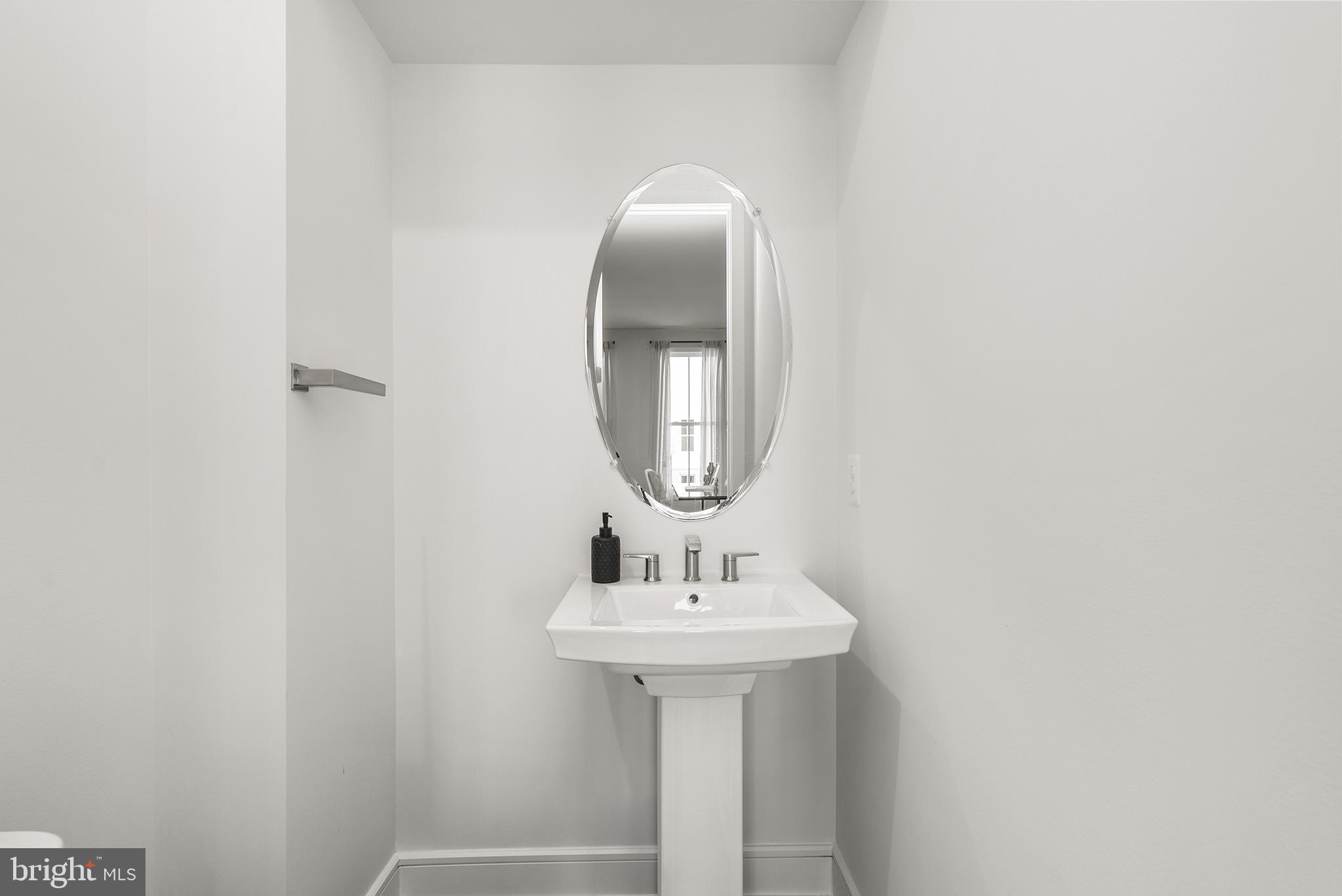 42131 Shining Star Sq