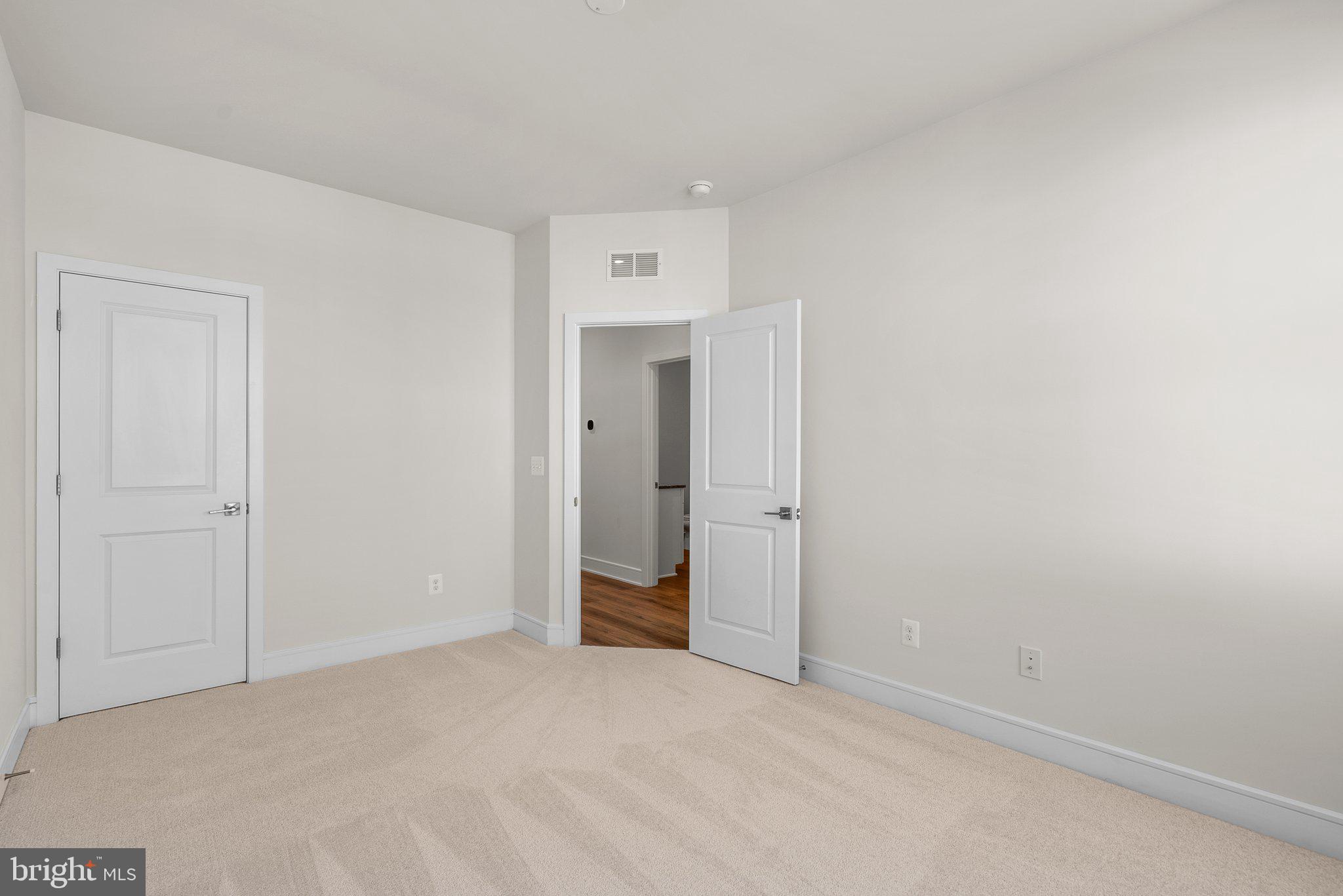 42131 Shining Star Sq