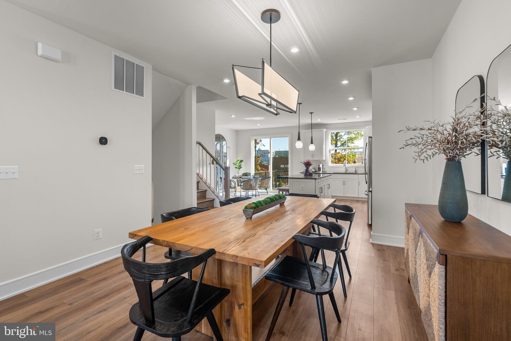 42131 Shining Star Sq