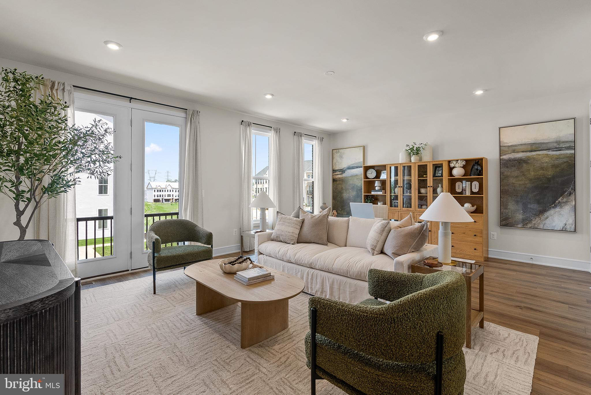 42131 Shining Star Sq