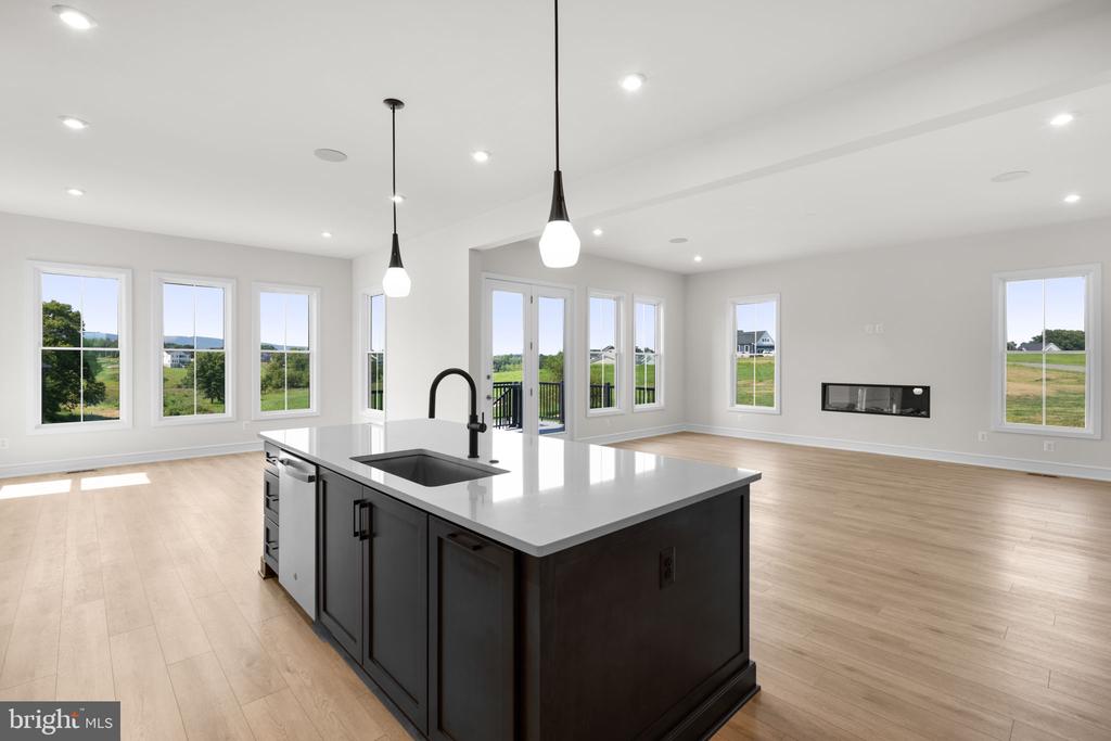 14735 Huber Pl