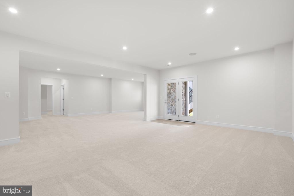 14735 Huber Pl