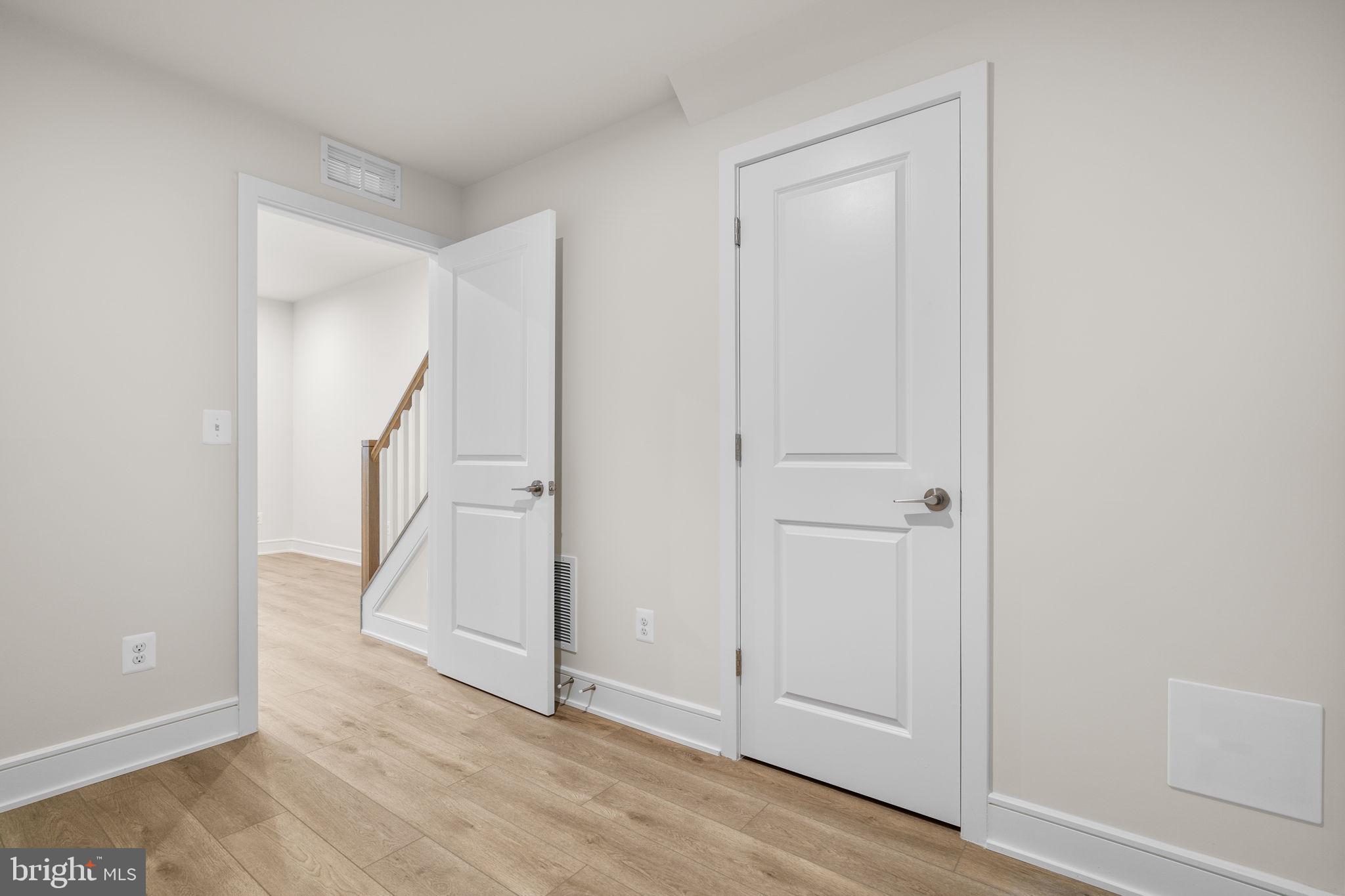 21756 Dollis Hill Ter