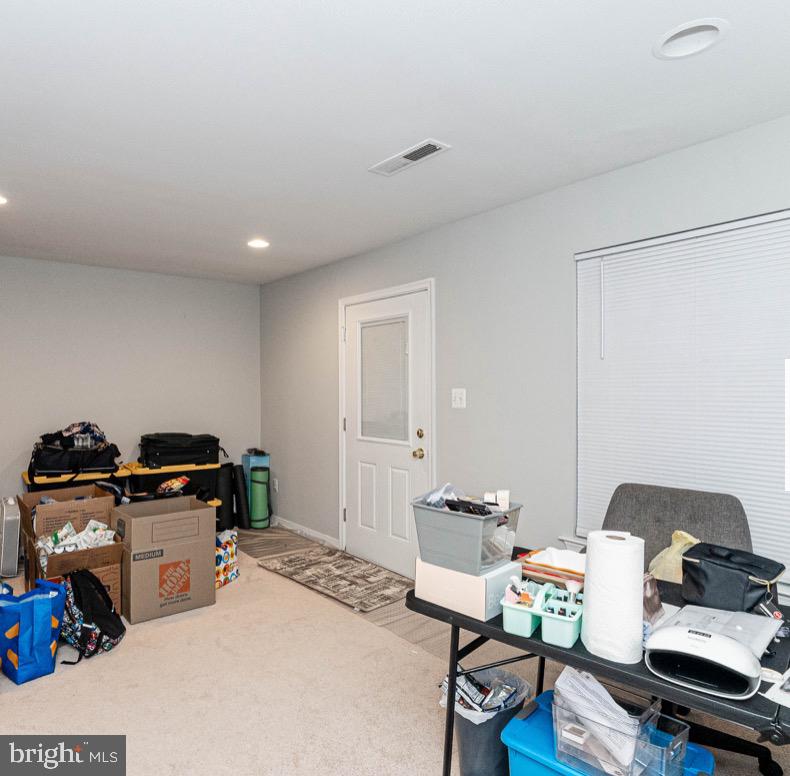 45518 Lakemont Sq