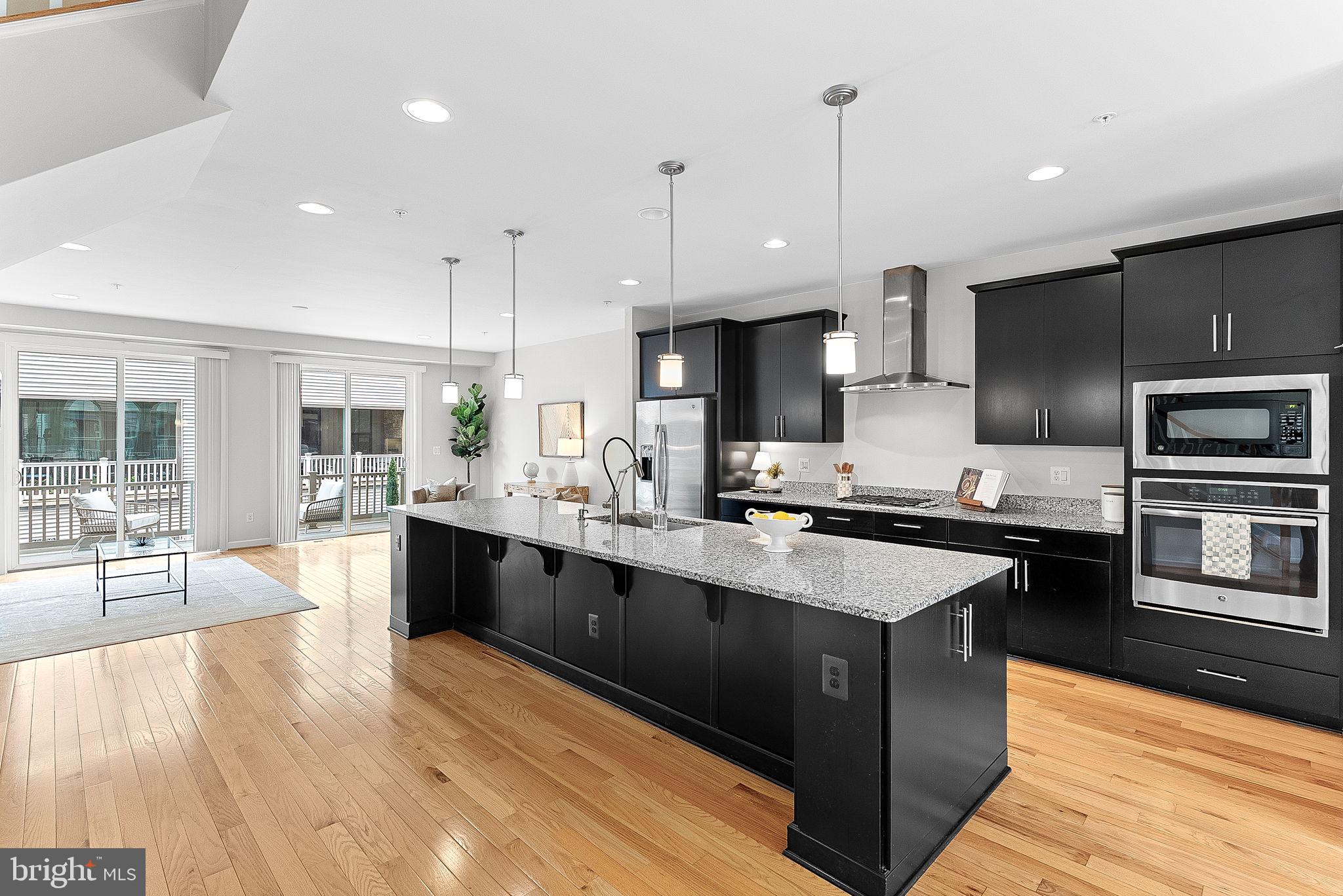 43372 WHITEHEAD TER