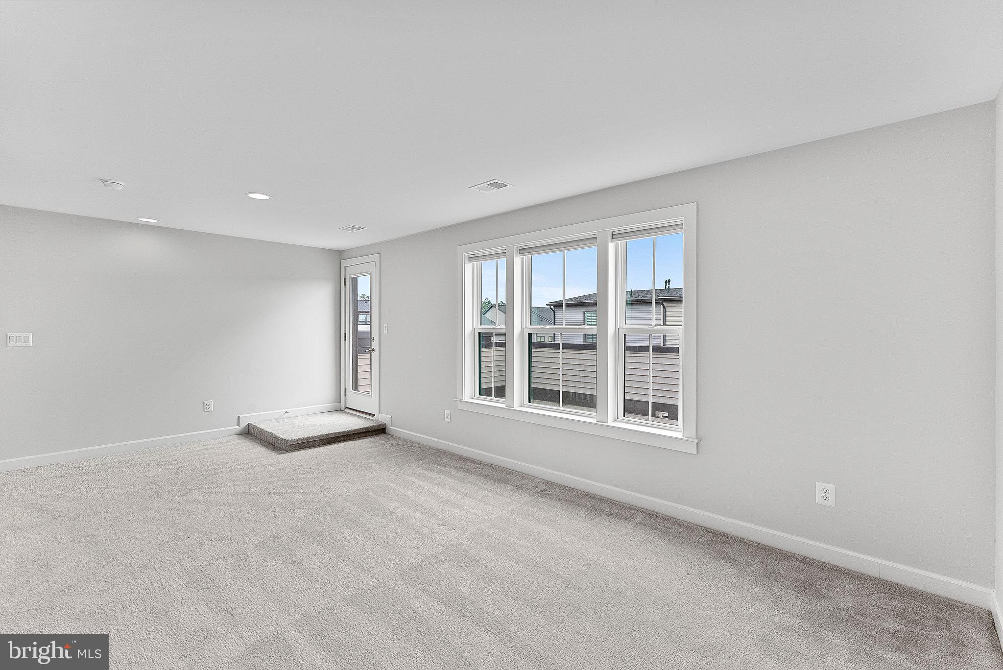 43372 WHITEHEAD TER