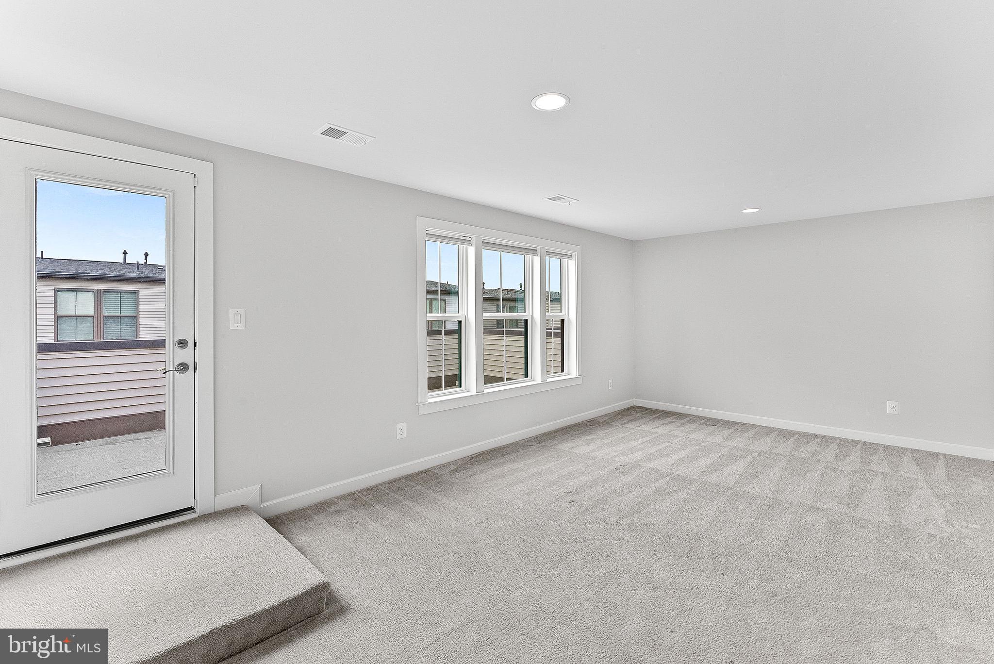 43372 WHITEHEAD TER