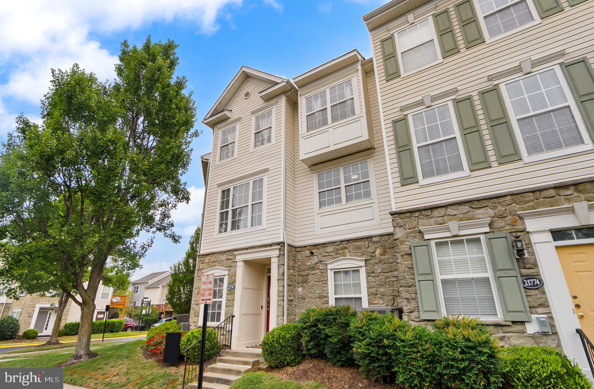 21776 Dragons Green Sq