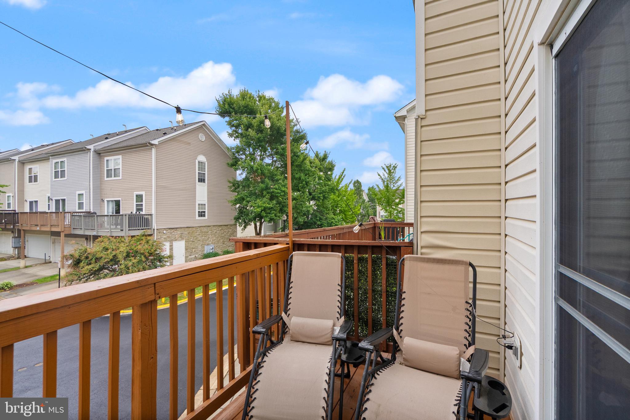 21776 Dragons Green Sq