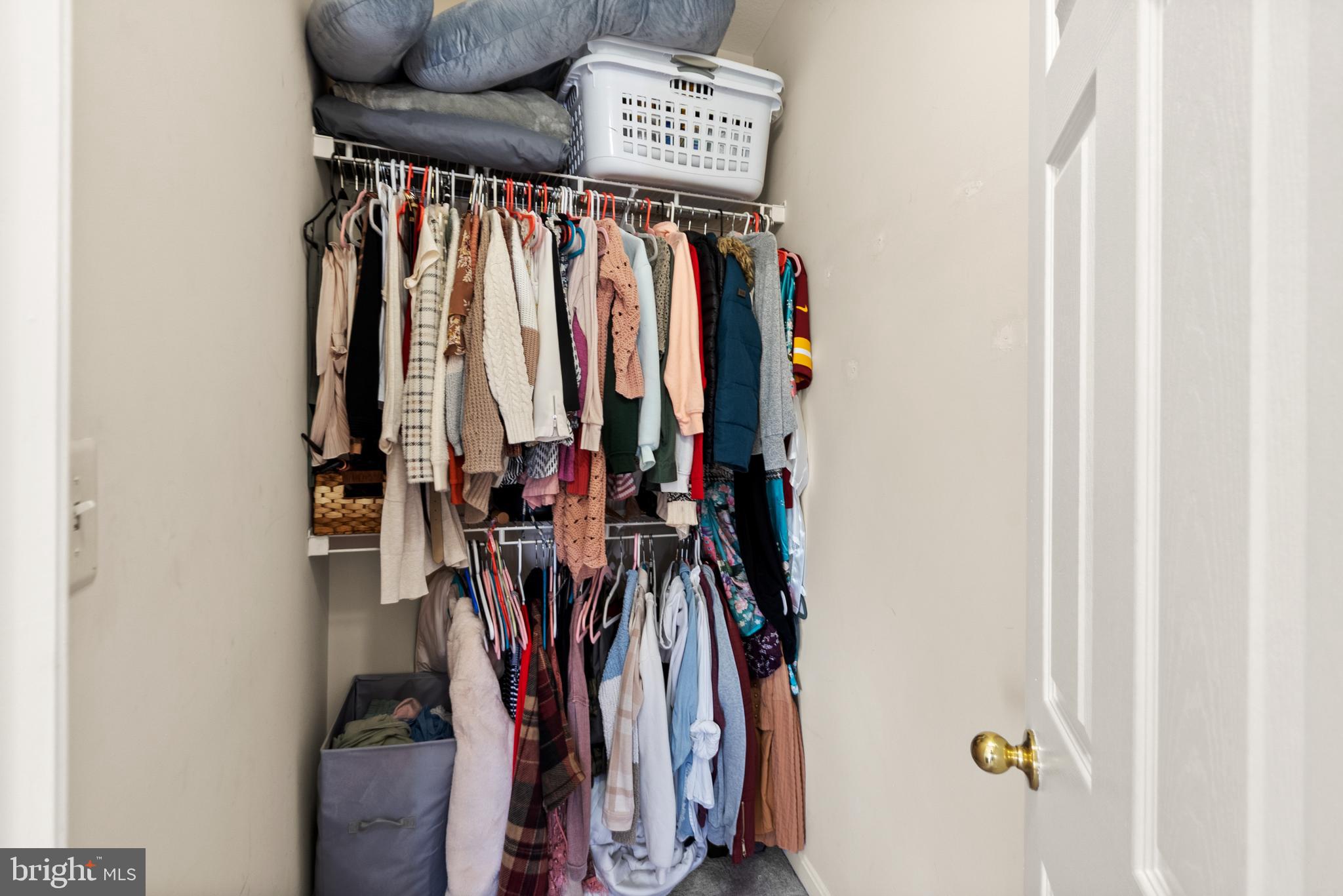 21776 Dragons Green Sq