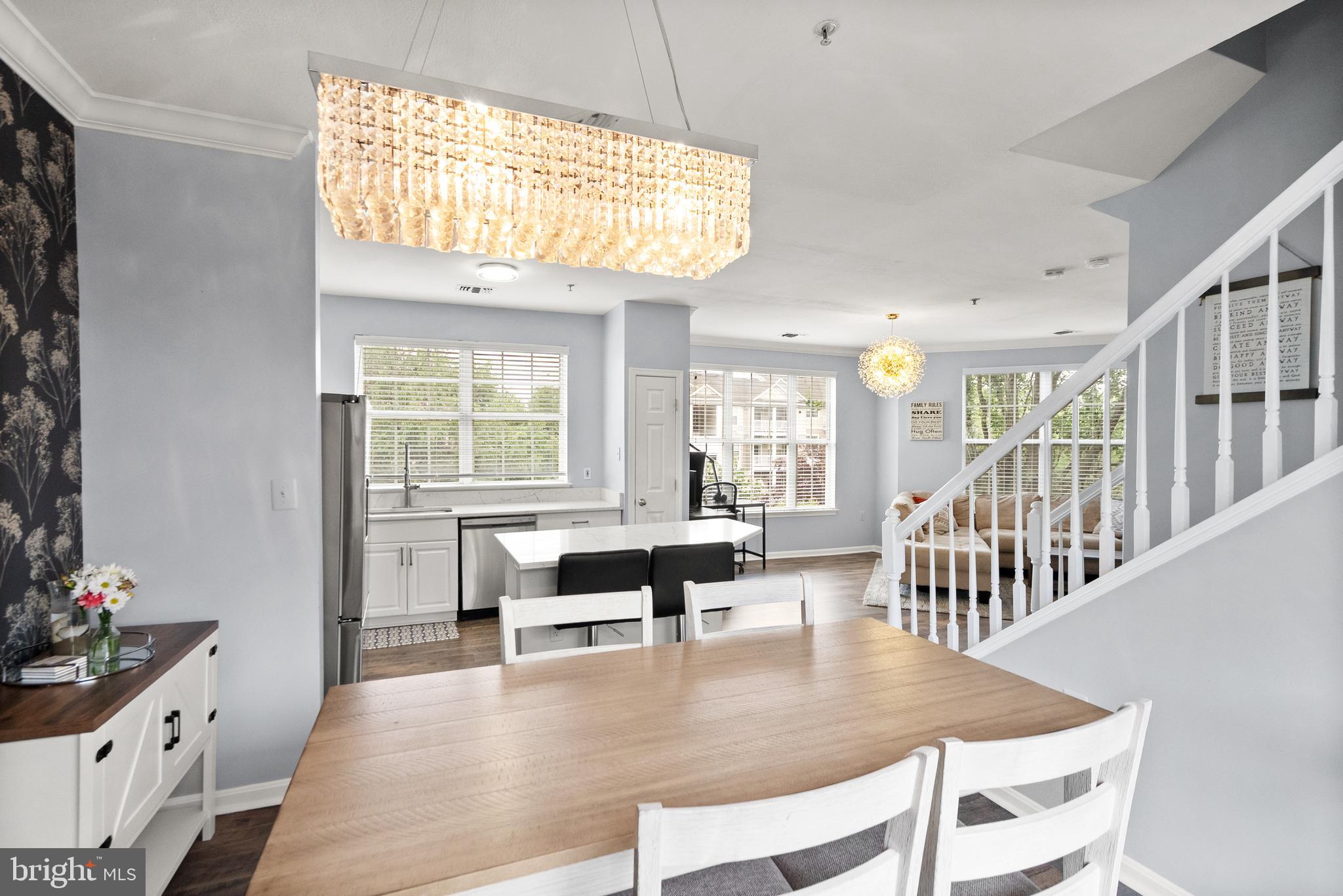 21776 Dragons Green Sq