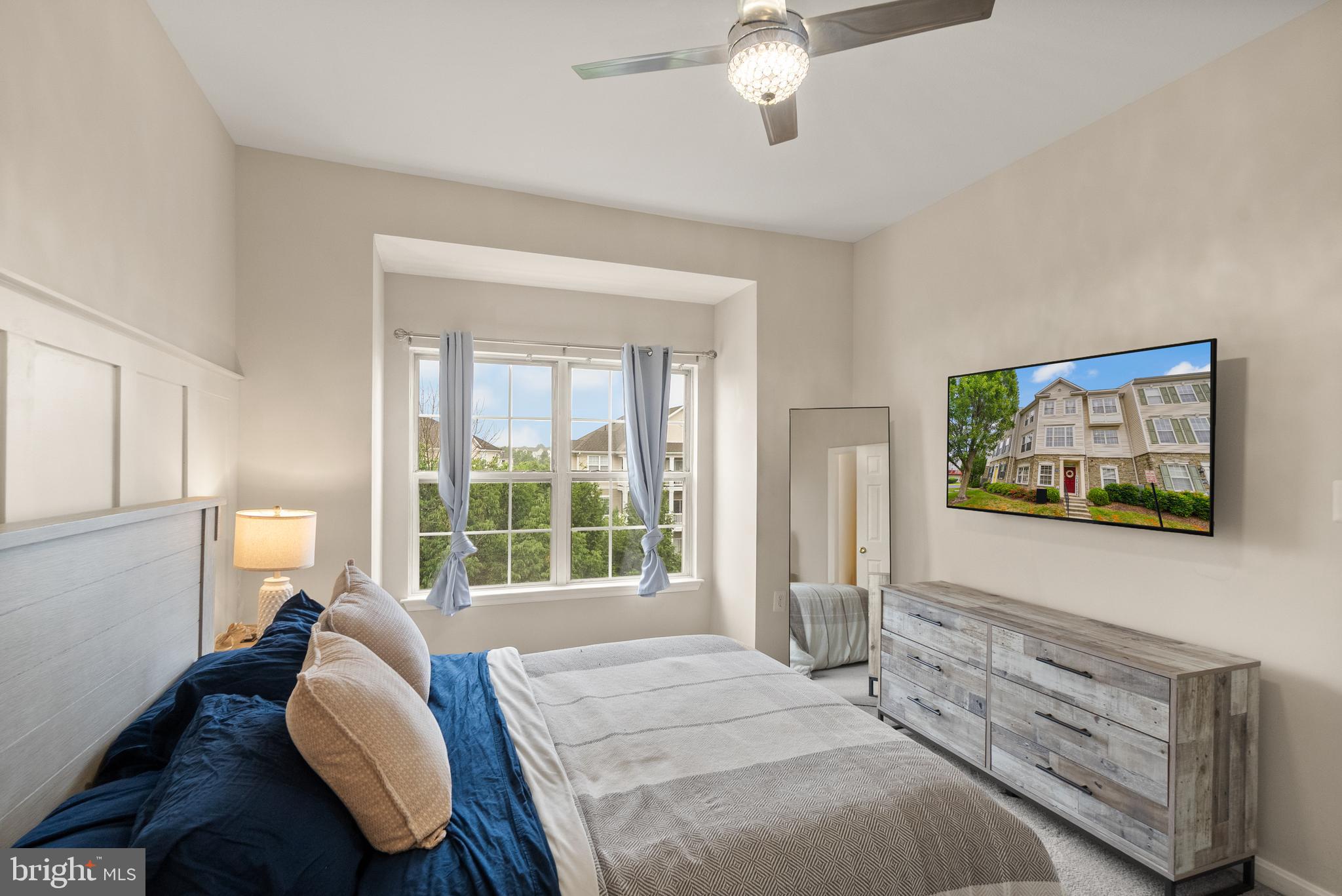 21776 Dragons Green Sq