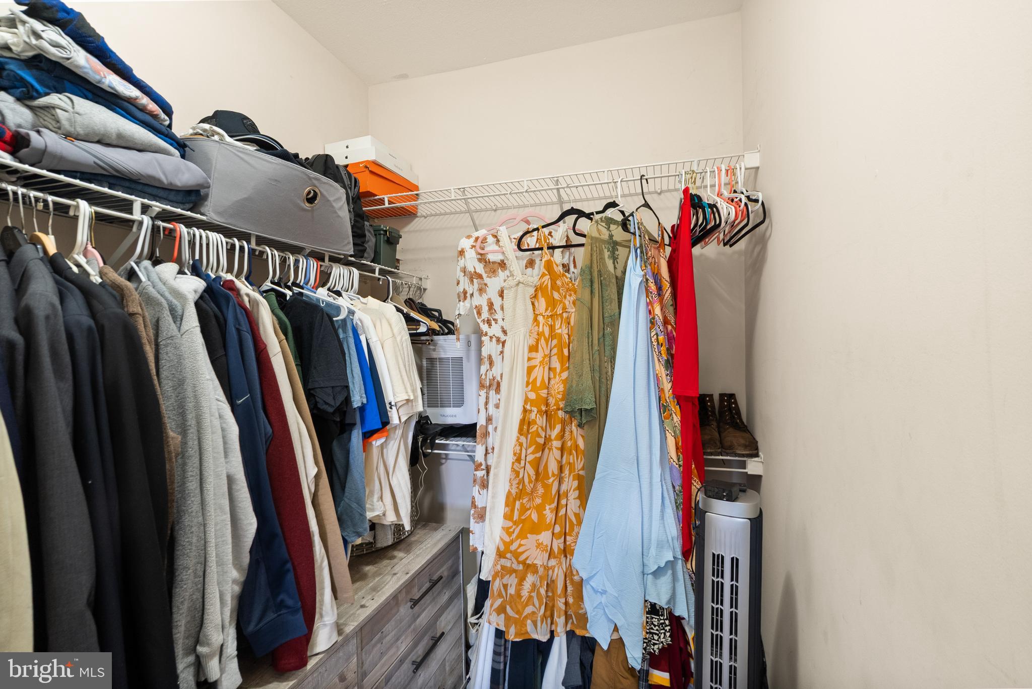 21776 Dragons Green Sq