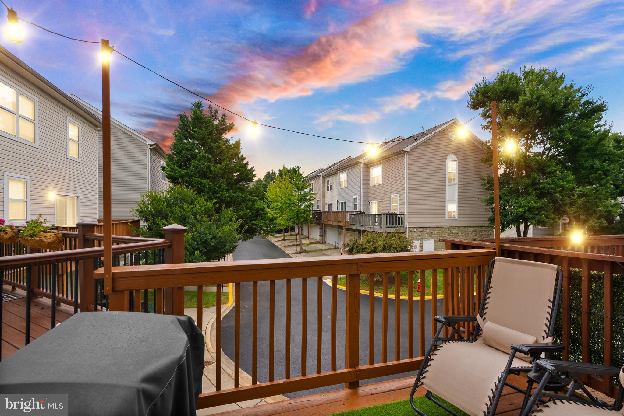 21776 Dragons Green Sq