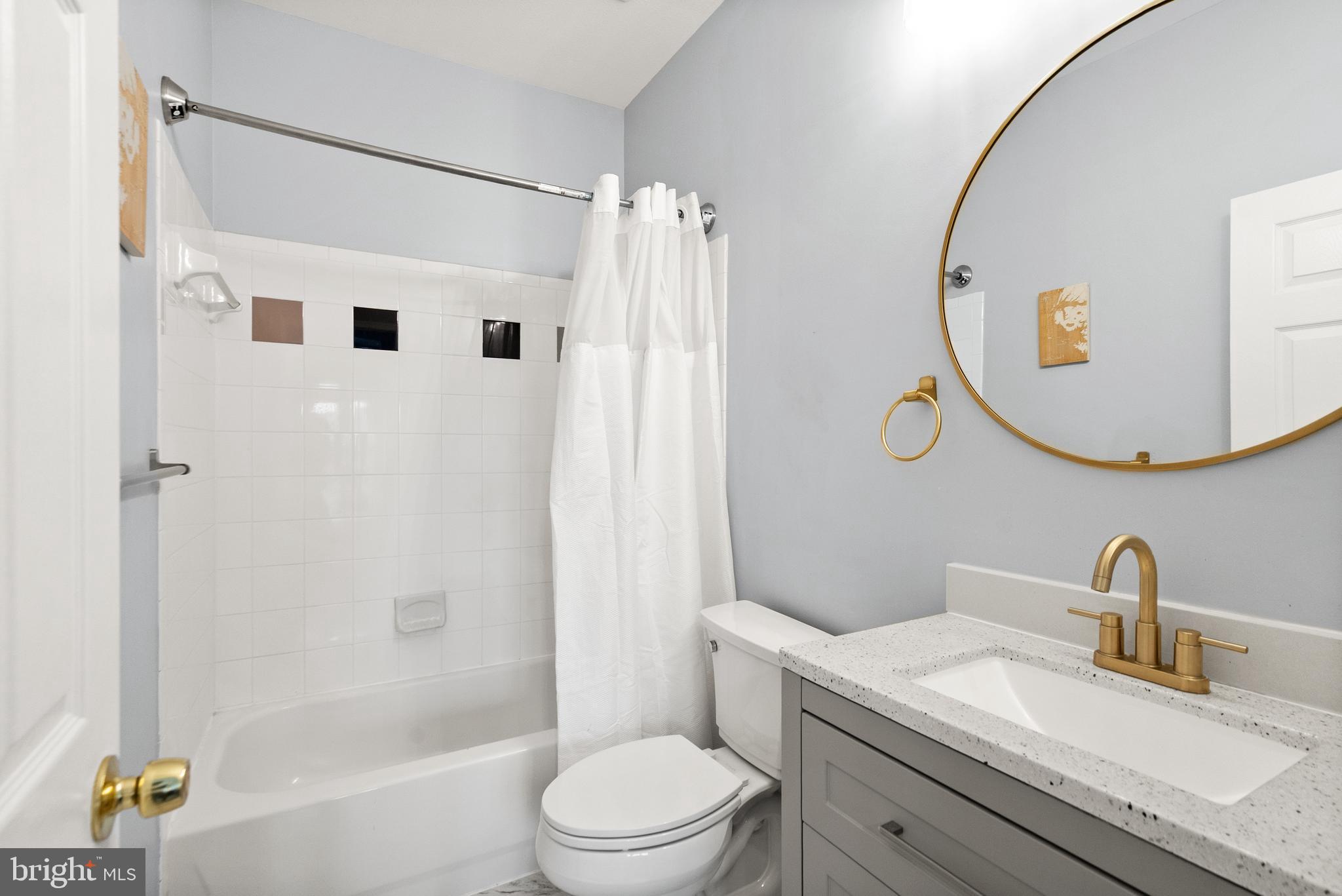 21776 Dragons Green Sq