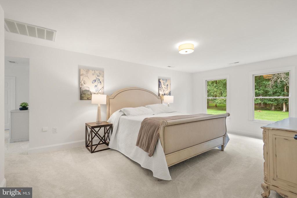17842 OAKMONT WAY