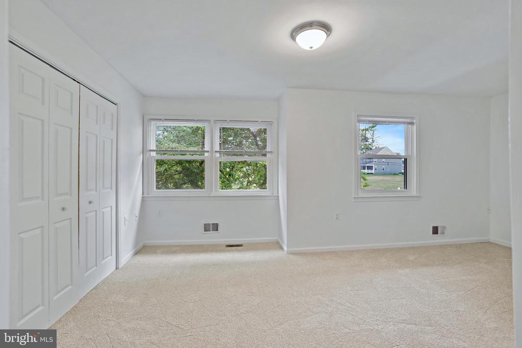 123 DAVIS AVENUE SW