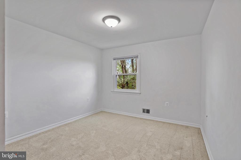 123 DAVIS AVENUE SW