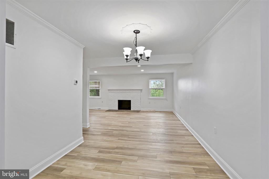 123 DAVIS AVENUE SW