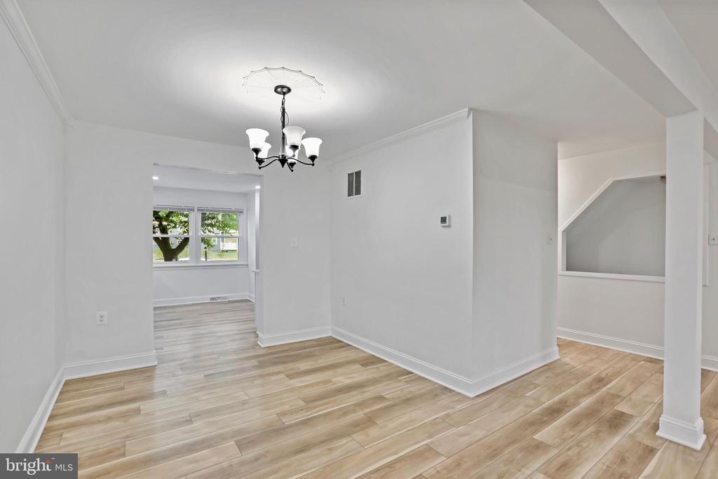 123 DAVIS AVENUE SW