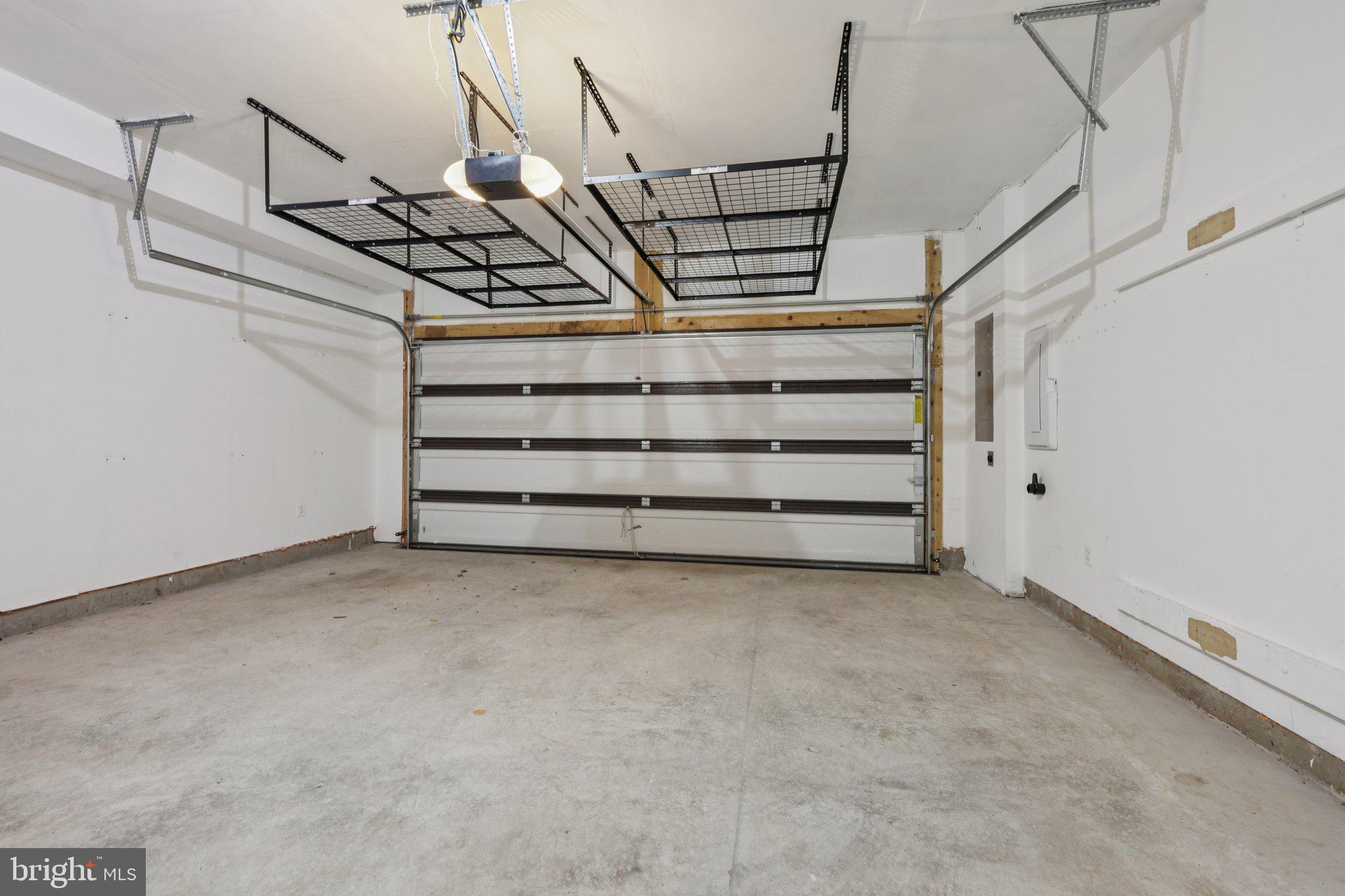 127 TOLOCKA TERRACE NE