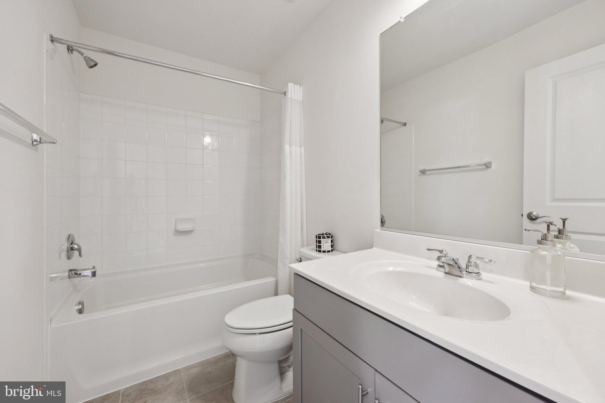 127 TOLOCKA TERRACE NE