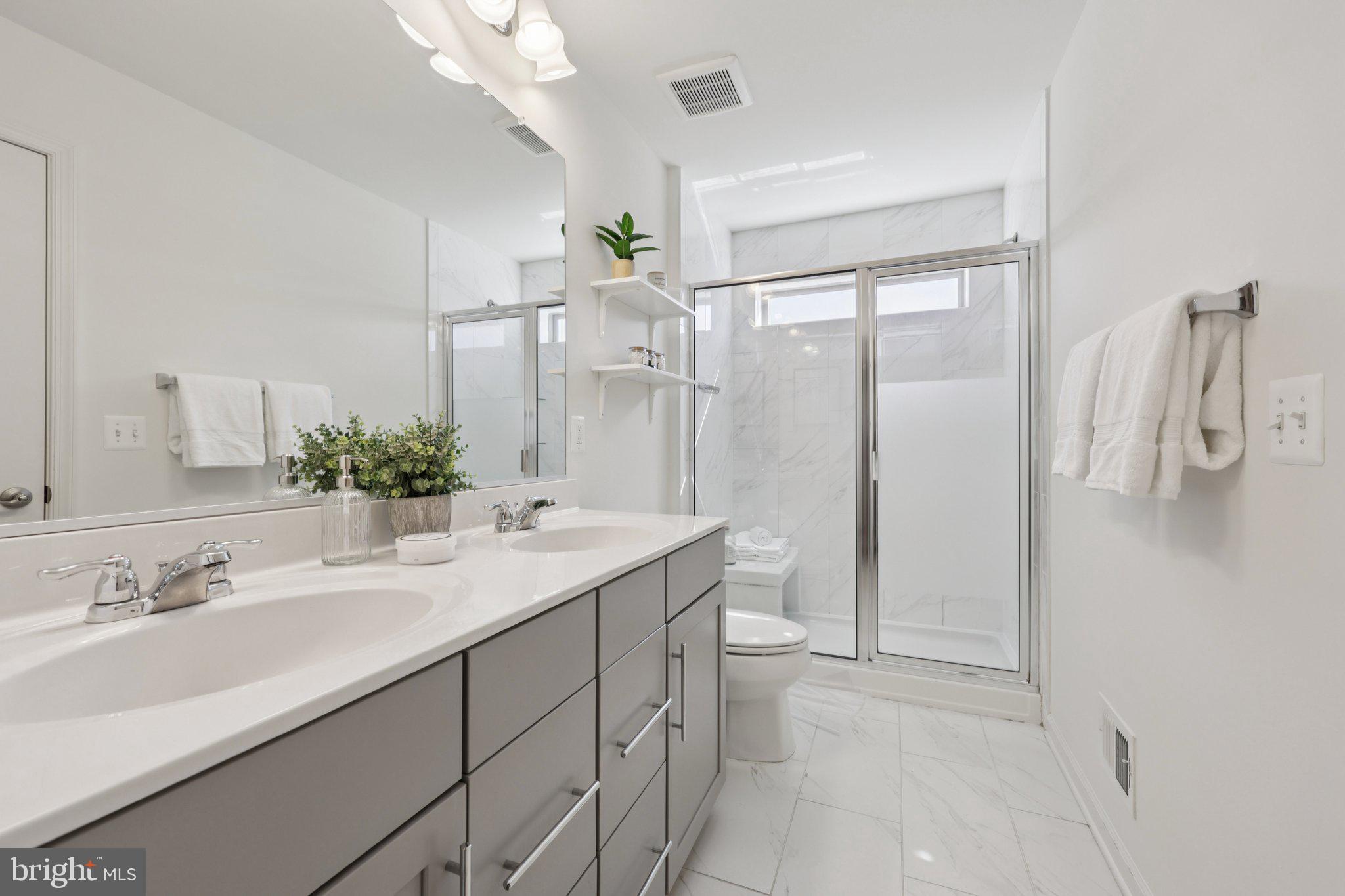 127 TOLOCKA TERRACE NE