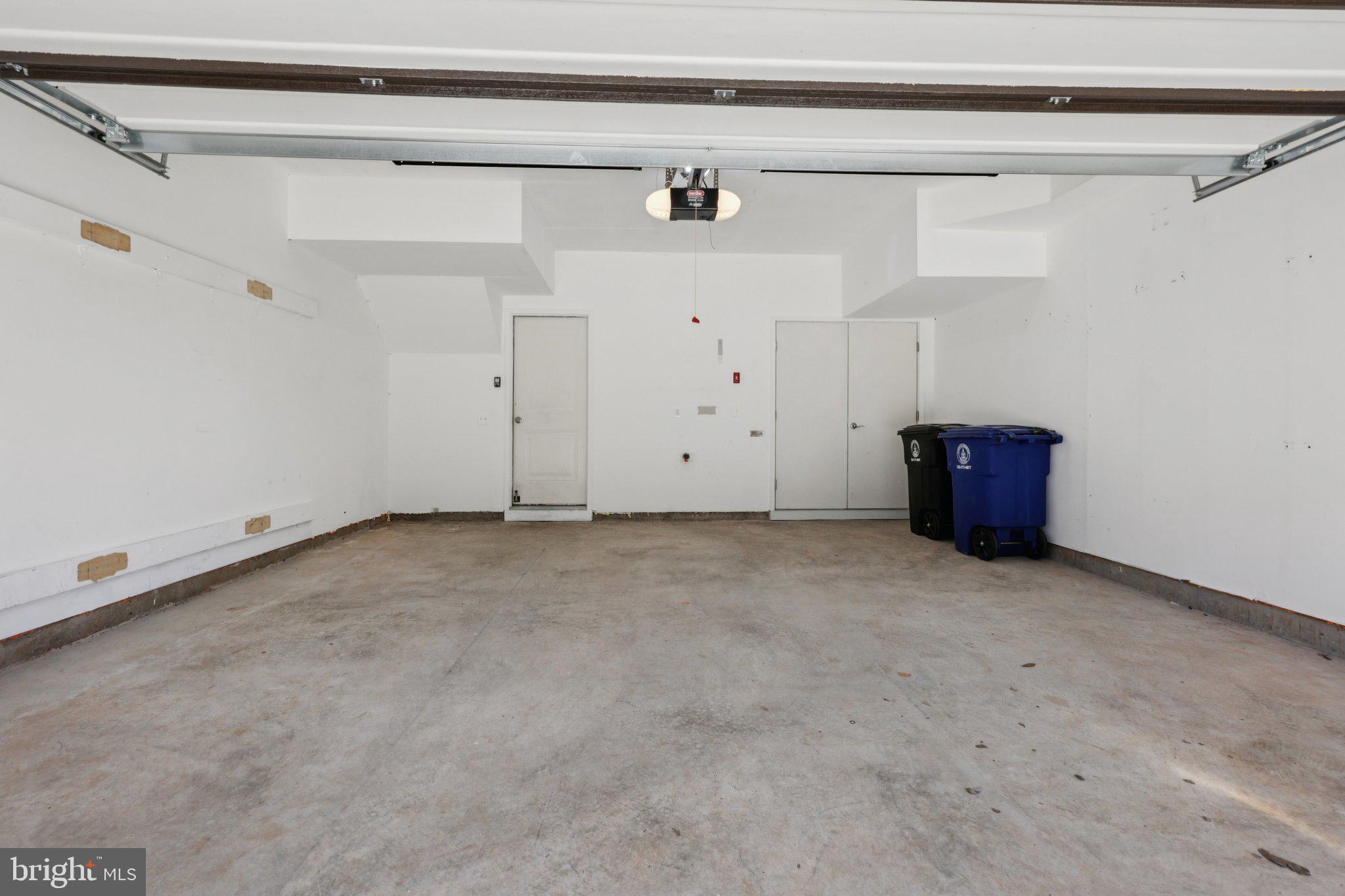 127 TOLOCKA TERRACE NE