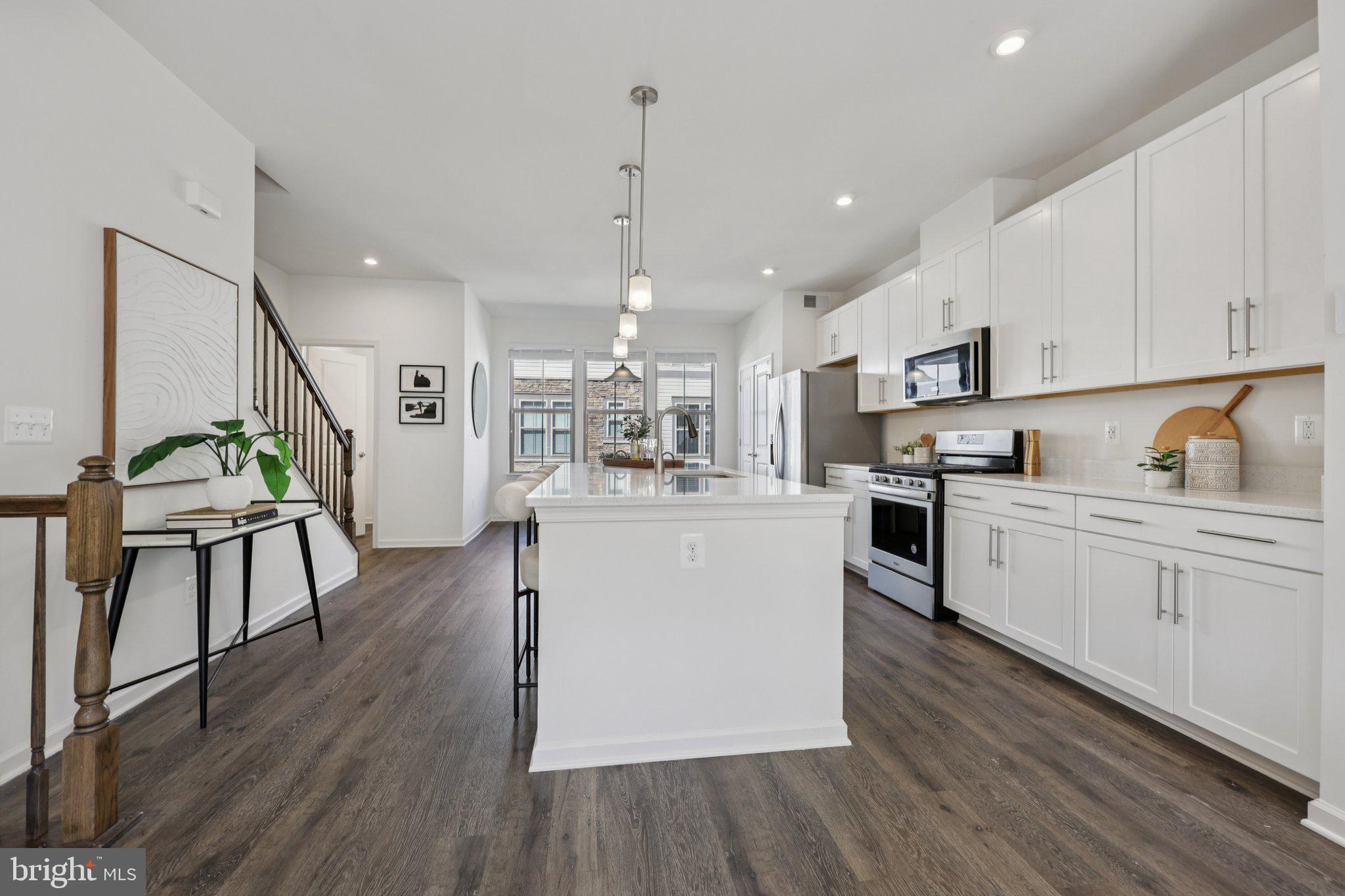 127 TOLOCKA TERRACE NE