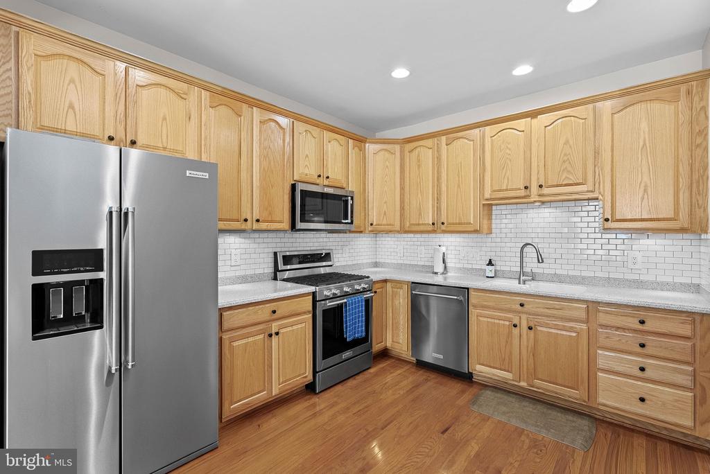 44444 OAKMONT MANOR SQUARE